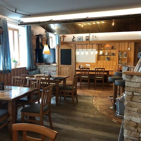 Tinschert Hotel-Restaurant-Partyservice Schwertberg Buitenkant foto